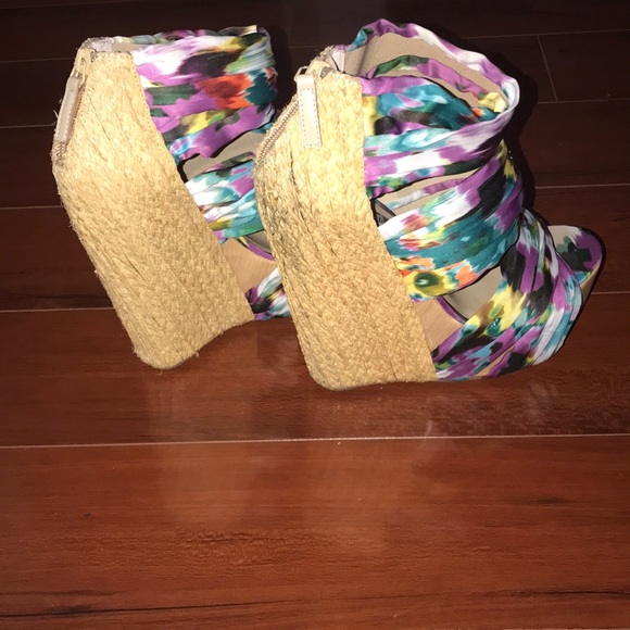 Hot & Rare Find! “Senso Diffusion” Platforms - Picture 4 of 5